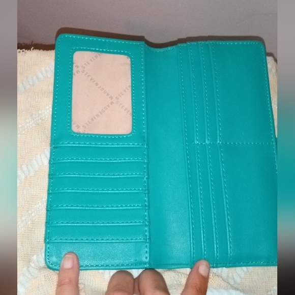 🌞Steve Madden Bifold Wallet - Picture 15 of 15